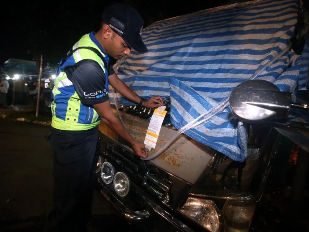 Operasi Sitaan Kenderaan Berat
