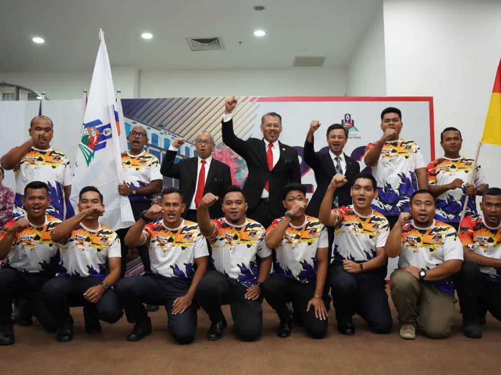 Majlis Penyerahan Bendera Kepada Kontinjen Sukan MPS