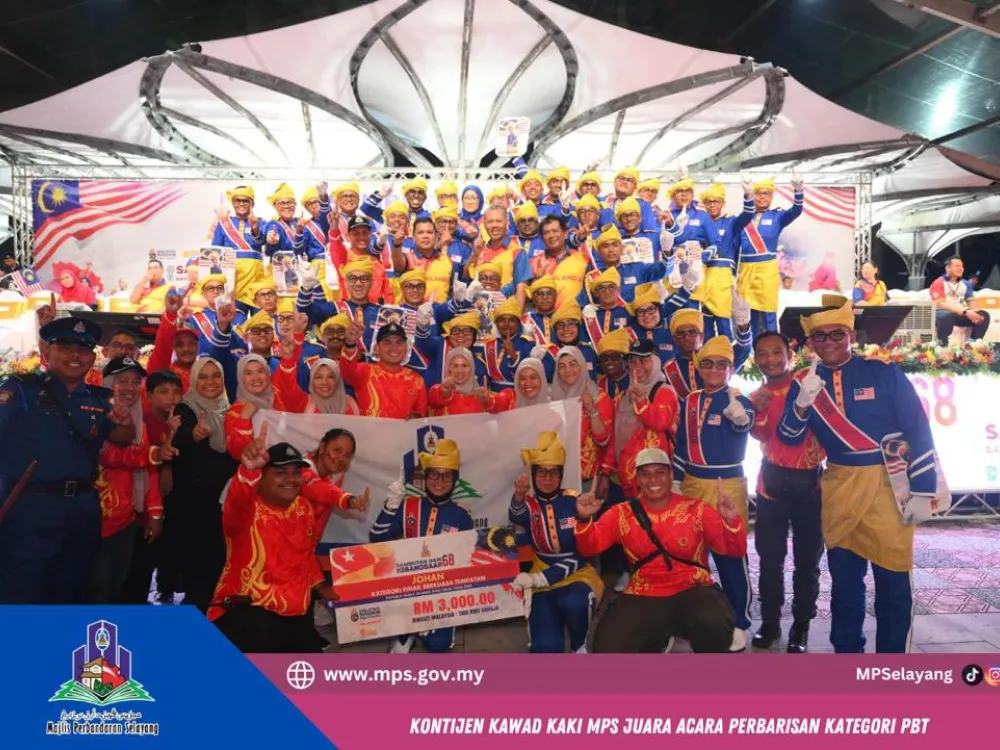 KONTIJEN KAWAD KAKI MPS JUARA ACARA PERBARISAN KATEGORI PBT