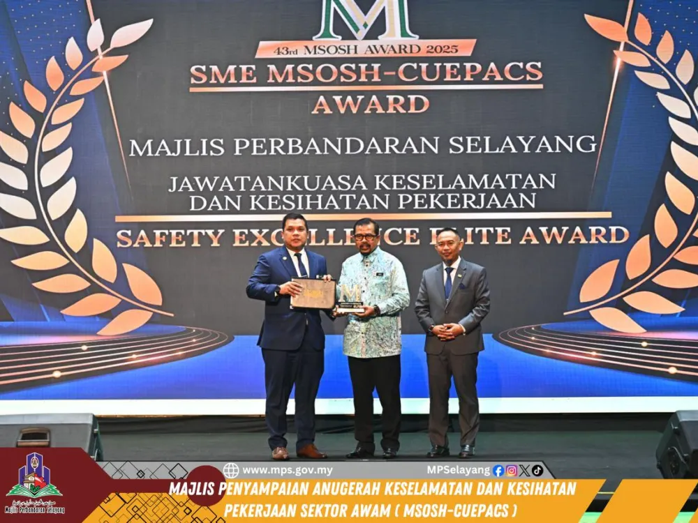 MAJLIS PENYAMPAIAN ANUGERAH KESELAMATAN DAN KESIHATAN PEKERJAAN SEKTOR AWAM KE-43
