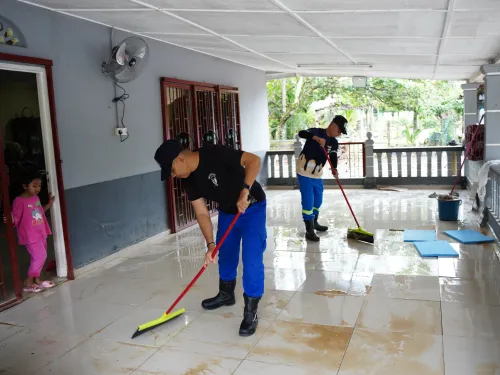 BANTUAN BANJIR BATU ARANG