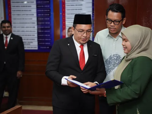 MESYUARAT PENUH & MAJLIS ANGKAT SUMPAH AHLI MAJLIS