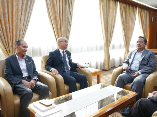 	MAJLIS AMANAT DAN PENYERAHAN SURAT PENEMPATAN SEBAGAI SETIAUSAHA MPS