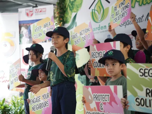 Karnival Garden 8