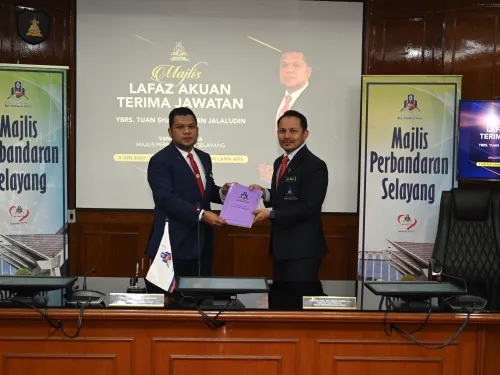 LAFAZ AKUAN TERIMA JAWATAN YDP MPS