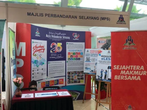 Majlis Perasmian Garis Panduan Pendaftaran & Pelesenan Perniagaan Dalam Talian Negeri Selangor Dan Pameran Pelesenan Pihak Berkuasa Tempatan (PBT) Selangor