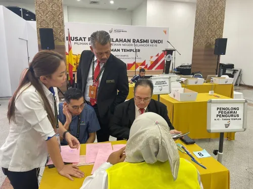 Penjumlahan Undi Rasmi Pilihan Raya Dewan Undangan Negeri Selangor Ke-15