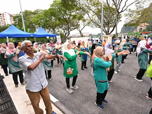 PAWE MASIH ADA YANG SAYANG (MALAM)
