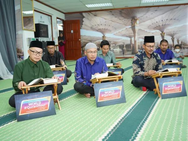 QURAN HOUR