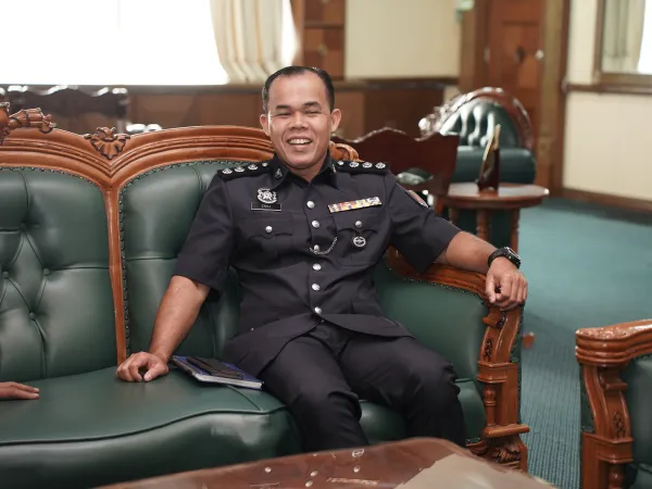 KUNJUNG HORMAT KETUA POLIS IPD GOMBAK KE MPS