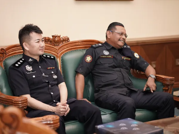 KUNJUNG HORMAT KETUA POLIS IPD GOMBAK KE MPS