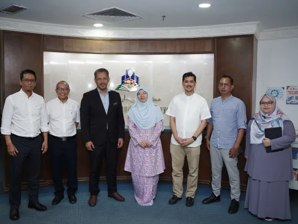 KUNJUNG HORMAT YB ANFAL KE MPS