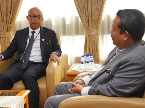 	MAJLIS AMANAT DAN PENYERAHAN SURAT PENEMPATAN SEBAGAI SETIAUSAHA MPS