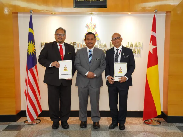 	MAJLIS AMANAT DAN PENYERAHAN SURAT PENEMPATAN SEBAGAI SETIAUSAHA MPS