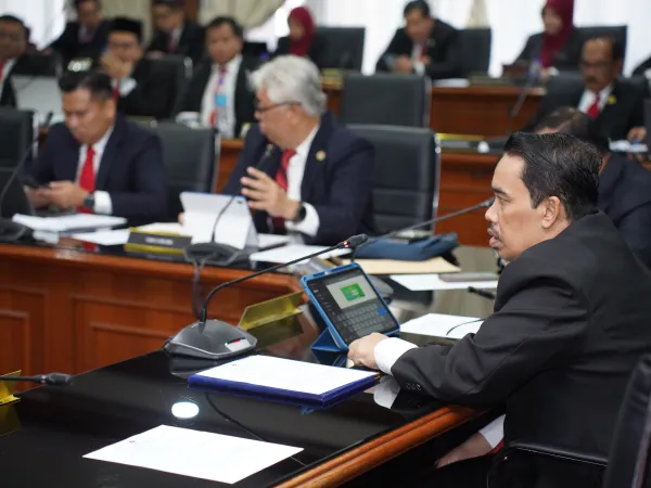 MESYUARAT PENUH & MAJLIS ANGKAT SUMPAH AHLI MAJLIS