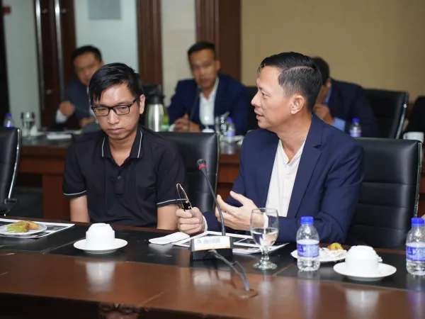 LAWATAN DARI THU DUC CITY PEOPLE'S COUNCIL, VIETNAM