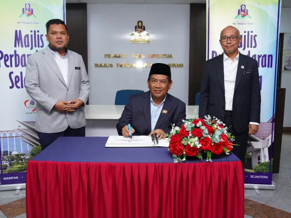 KUNJUNG HORMAT ORANG BESAR DAERAH (OBD) GOMBAK KE MPS