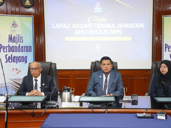MAJLIS ANGKAT SUMPAH AM YANG DIHORMATKAN DATO’ IR. HAJI CHEREMI BIN HAJI TARMAN, DATO’ ORANG KAYA MAHA BIJAYA, ORANG BESAR DAERAH GOMBAK