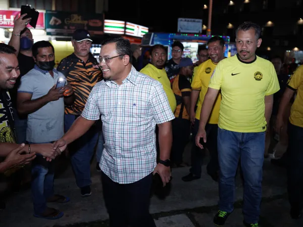 TAYANGAN SKRIN BESAR PERLAWANAN BOLA SEPAK MALAYSIA VS THAILAND