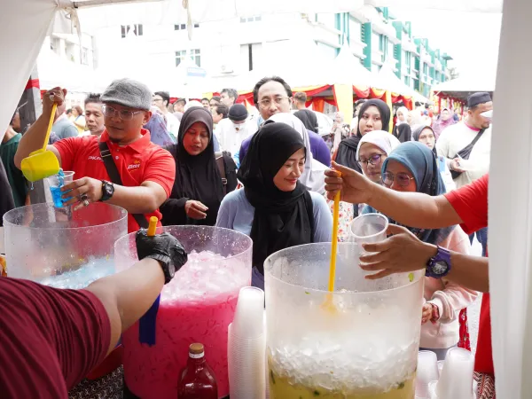 MAJLIS PERASMIAN PEMBUKAAN PASAR RAYA PERTAMA EHSAN MART