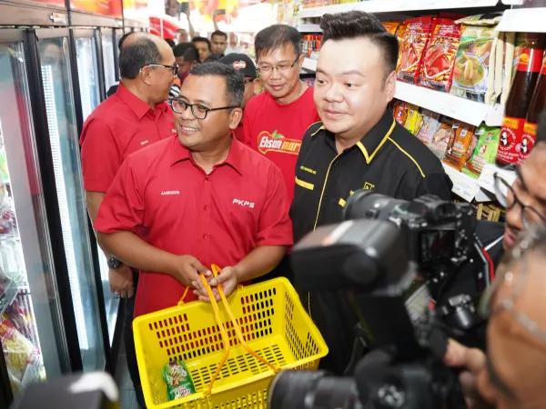 MAJLIS PERASMIAN PEMBUKAAN PASAR RAYA PERTAMA EHSAN MART