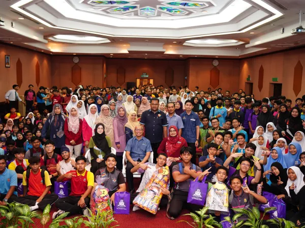 PROGRAM PENDIDIKAN 2.0 DI UIAM