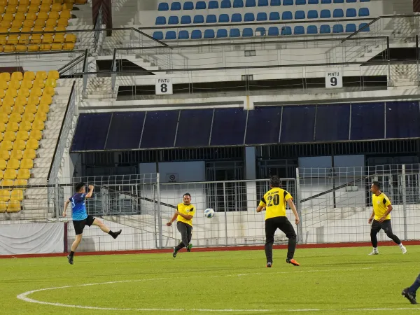 PERLAWANAN BOLA SEPAK DIANTARA PILIHAN YDP MPS DAN PILIHAN YB CHUA WEI KIAT ADUN RAWANG