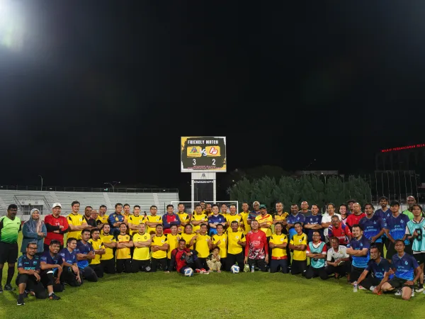 PERLAWANAN BOLA SEPAK DIANTARA PILIHAN YDP MPS DAN PILIHAN YB CHUA WEI KIAT ADUN RAWANG