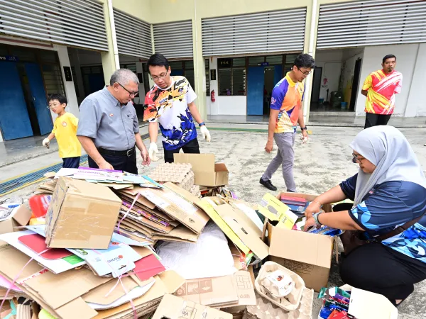 PROGRAM CSR MPS BERSAMA PALM OLEO SDN. BHD SEMPENA HARI ALAM SEKITAR DI SJK(C) KUNDANG 2025