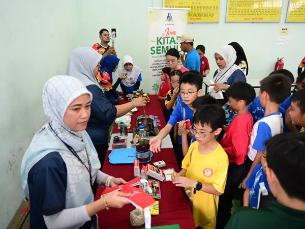 PROGRAM CSR MPS BERSAMA PALM OLEO SDN. BHD SEMPENA HARI ALAM SEKITAR DI SJK(C) KUNDANG 2025