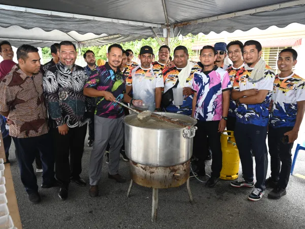 PROGRAM MEMASAK BUBUR LAMBUK
