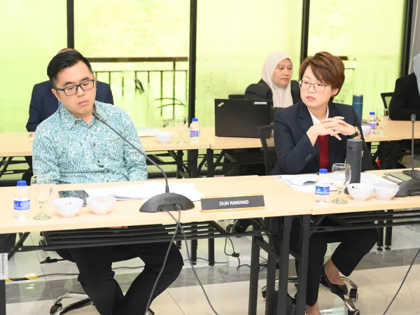MESYUARAT YDP BERSAMA ADUN DAN AHLI PARLIMEN