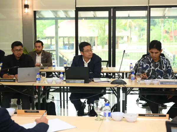 MESYUARAT YDP BERSAMA ADUN DAN AHLI PARLIMEN