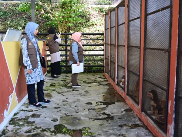 LAWATAN SELIA PAUN PBT OLEH VETERINAR