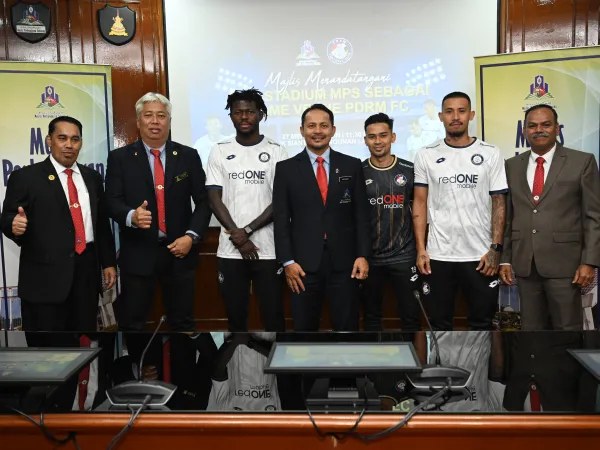 MAJLIS MENANDATANGANI MOU STADIUM MPS SEBAGAI 'HOME VENUE' BERSAMA POLIS DIRAJA MALAYSIA FOOTBALL CLUB