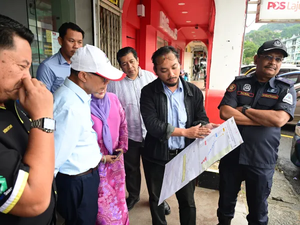 LAWATAN TURUN PADANG BERSAMA PENGURUSAN TERTINGGI
