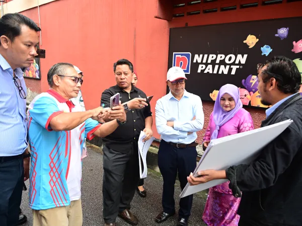 LAWATAN TURUN PADANG BERSAMA PENGURUSAN TERTINGGI