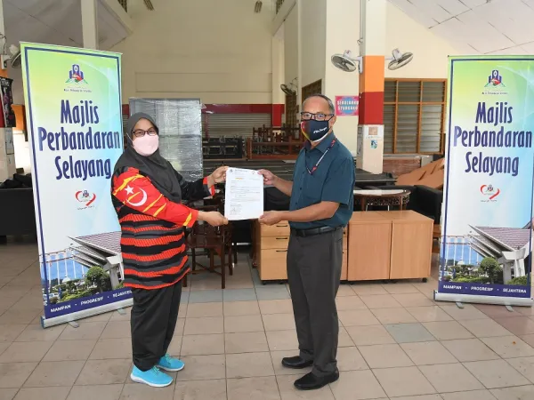 Majlis Penyerahan Sumbangan Hadiah Aset Perabot Oleh Pihak MPS Kepada Sekolah Kebangsaan Sri Damansara (3)