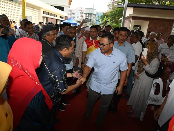 MAJLIS PERASMIAN PUSAT AKTIVITI WARGA EMAS (PAWE) SUNGAI TUA DAN MAJLIS PECAH TANAH KOMPLEKS ISLAM WIRA DAMAI BATU CAVES,DAERAH GOMBAK