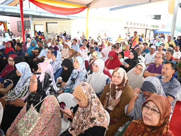 MAJLIS PERASMIAN PUSAT AKTIVITI WARGA EMAS (PAWE) SUNGAI TUA DAN MAJLIS PECAH TANAH KOMPLEKS ISLAM WIRA DAMAI BATU CAVES,DAERAH GOMBAK