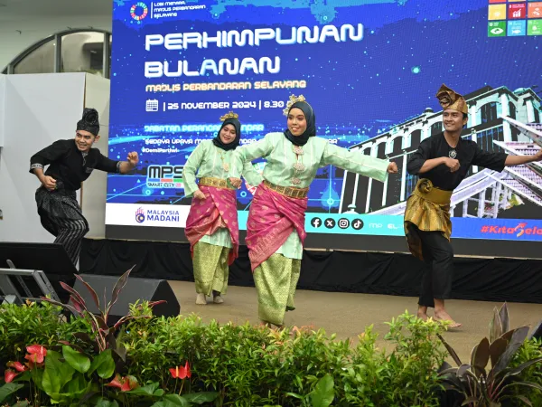	PERHIMPUNAN BULANAN HOS OLEH JBTN PERANCANG