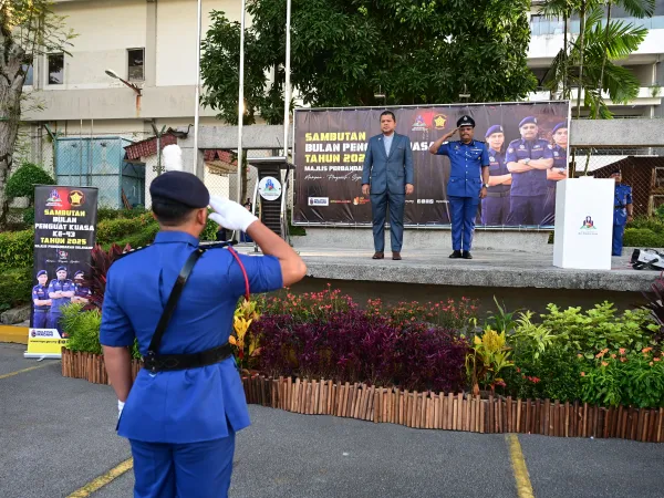 SAMBUTAN HARI PENGUATKUASA KE-43