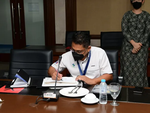 Kunjungan Hormat FAMA