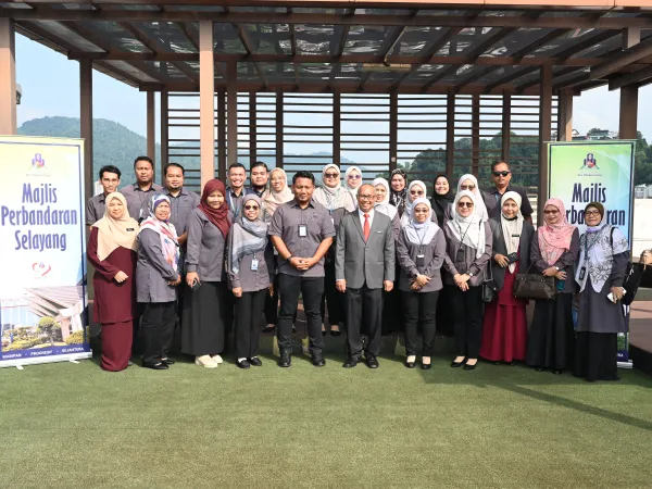 LAWATAN MPKS KE MPS