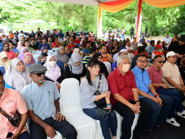 MAJLIS PECAH TANAH PAWE DAN PEMBUKAAN JALAN BAHARU RAINTREE