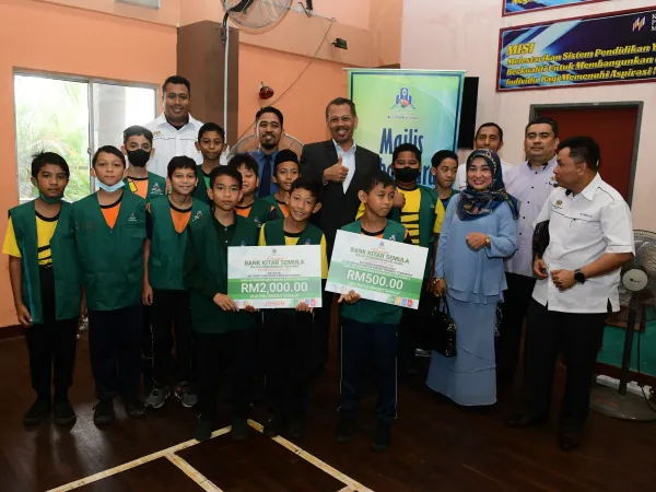 PROGRAM BANK KITAR SEMULA