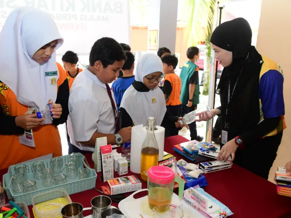 PROGRAM BANK KITAR SEMULA