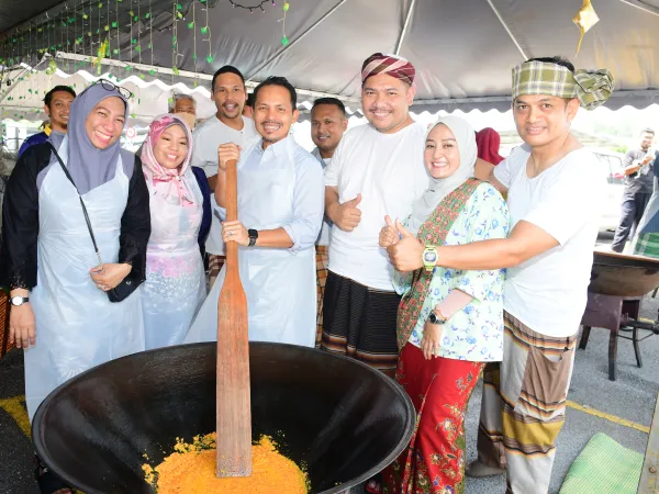 PROGRAM MEMASAK BUBUR LAMBUK