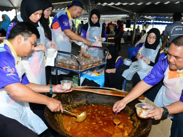 PROGRAM MEMASAK BUBUR LAMBUK