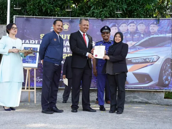 Majlis Penyerahan Watikah Pelantikan Pegawai Pilihan Raya Umum Dewan Negeri Selangor Ke-15